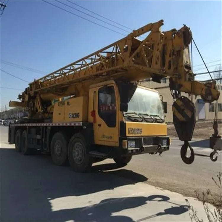 青白江哪里有专业吊车出租